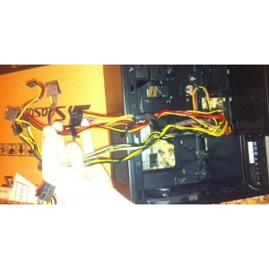 Sistem gaming; cabluri foarte lungi