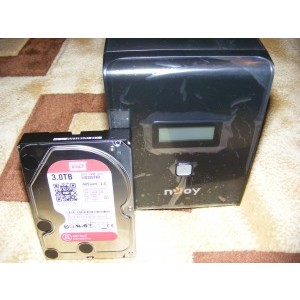 Conparatie ca marime intre 1 HDD de 3 T si el .