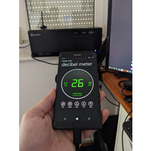Nivelul de zgomot facut in tipul unui stress test in aida ( masurat la aproximativ 1m de calculator)
