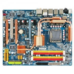 GIGABYTE GA-EP45-DS4