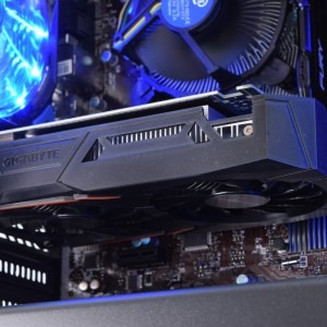 Gaming Viking cu Windows 10 Home preinstalat (Game Ready)
