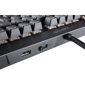 Corsair K70 LUX RGB LED - Cherry MX Brown - Layout US Mecanica