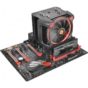 Thermaltake Riing Silent 12 Pro Red