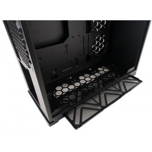 In Win 101 Black