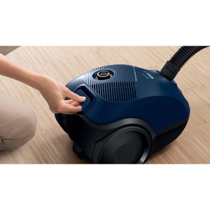 Bosch cu sac BGBS2BU1T Seria 2, 850W, filtru igienic, 3.5 L, 80dB, Consum anual de energie 40 kWh/an, Albastru