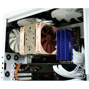 NZXT Phantom white