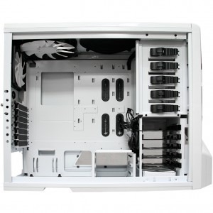 NZXT Phantom white
