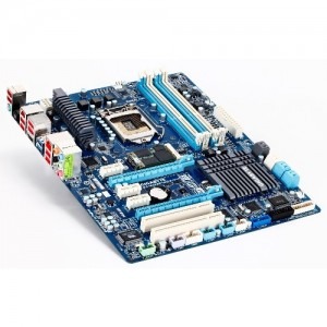 GIGABYTE GA-Z68XP-UD3-iSSD