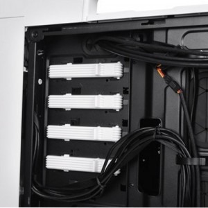 Thermaltake Level 10 GT Snow Edition