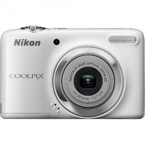 Nikon COOLPIX L25 alb + card 4GB + Promo Nikon - geanta Pounch L series + incarcator Energizer cu 2 acumulatori