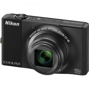 Nikon CoolPix S8000 black + card 4GB + husa CS-S22