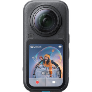 Insta360 X6 Midnight Black Essentials Bundle