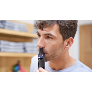 Philips Multigroom Seria 3000 7 in 1 MG3720/15, Lame cu ascutire automata, Accesorii lavabile