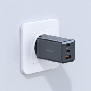 Mcdodo Mini Pro Fast Charger, 1x USB, 2x USB-C, 67W, Black + Cablu USB-C la Lightning, 1.2m, Black