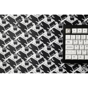 QwertyKey Graveyard Black/White