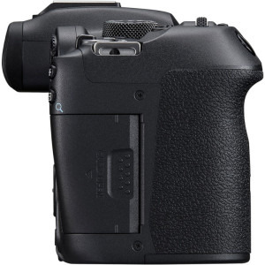 Canon EOS R7 Body Black + Obiectiv RF-S 18-150mm F3.5- 6.3 IS STM
