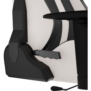 Genesis Nitro 650 Howlite White
