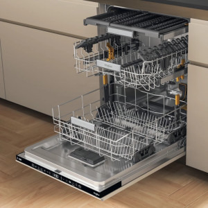 Whirlpool W7IHT40T, 15 seturi, 8 programe, Clasa C, 6th Sense, NaturalDry, PowerCleanPro, Pornire intarziata, 60 cm