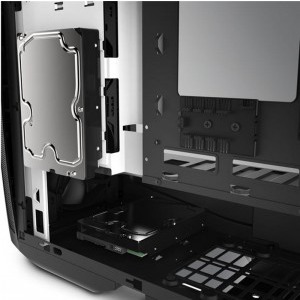 NZXT Manta white-black window