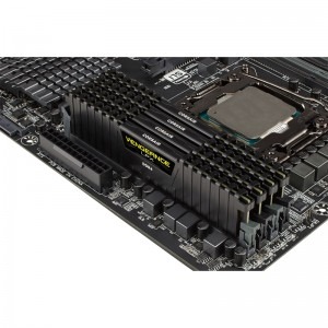 Corsair Vengeance LPX Black 32GB DDR4 3200MHz CL16 Quad Channel Kit