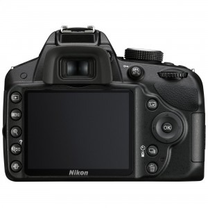 Nikon D3200 negru + obiectiv AF-S DX NIKKOR 18-55mm f/3.5-5.6G ED II