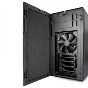 Fractal Design Define R5 Blackout Edition Window