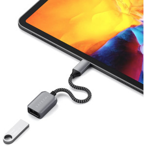 Satechi 1x USB Tip C Male - 1x USB 3.0 Tip A Female, 0.1 m, gri-negru