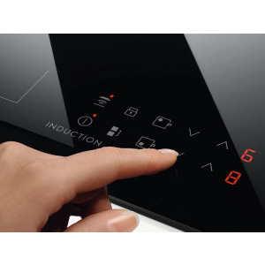 Electrolux LIR60430, Inductie, 4 zone de gatit, Touch Control, Timer, 60 cm, Sticla neagra