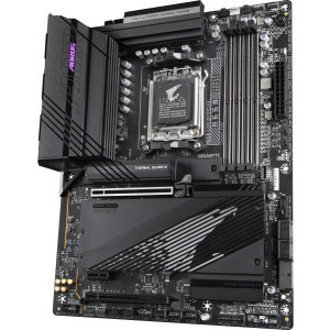 GIGABYTE B650 AORUS PRO AX