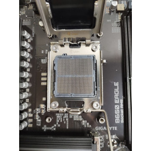 Placa de baza GIGABYTE B650 EAGLE