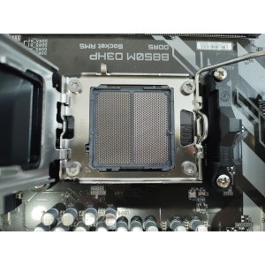 Placa de baza GIGABYTE B850M D3HP