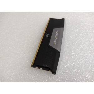 Memorie Corsair Vengeance RGB 8GB DDR5 5200MHz CL40